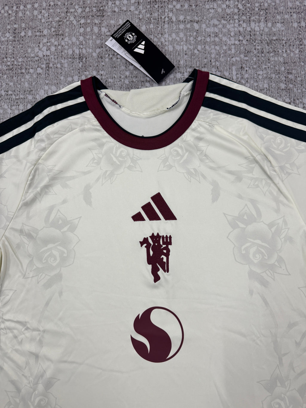 Manchester United 2026/27 Third Shirt — Fan Version — photo 3