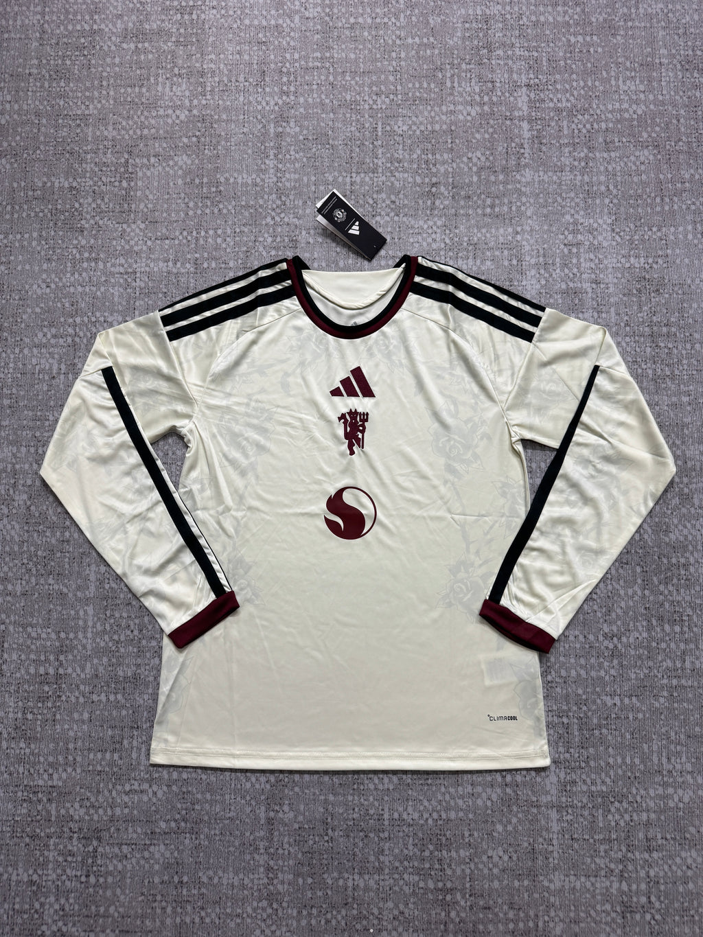 Manchester United 2026/27 Third Long-Sleeve Shirt — Fan Version — photo 2
