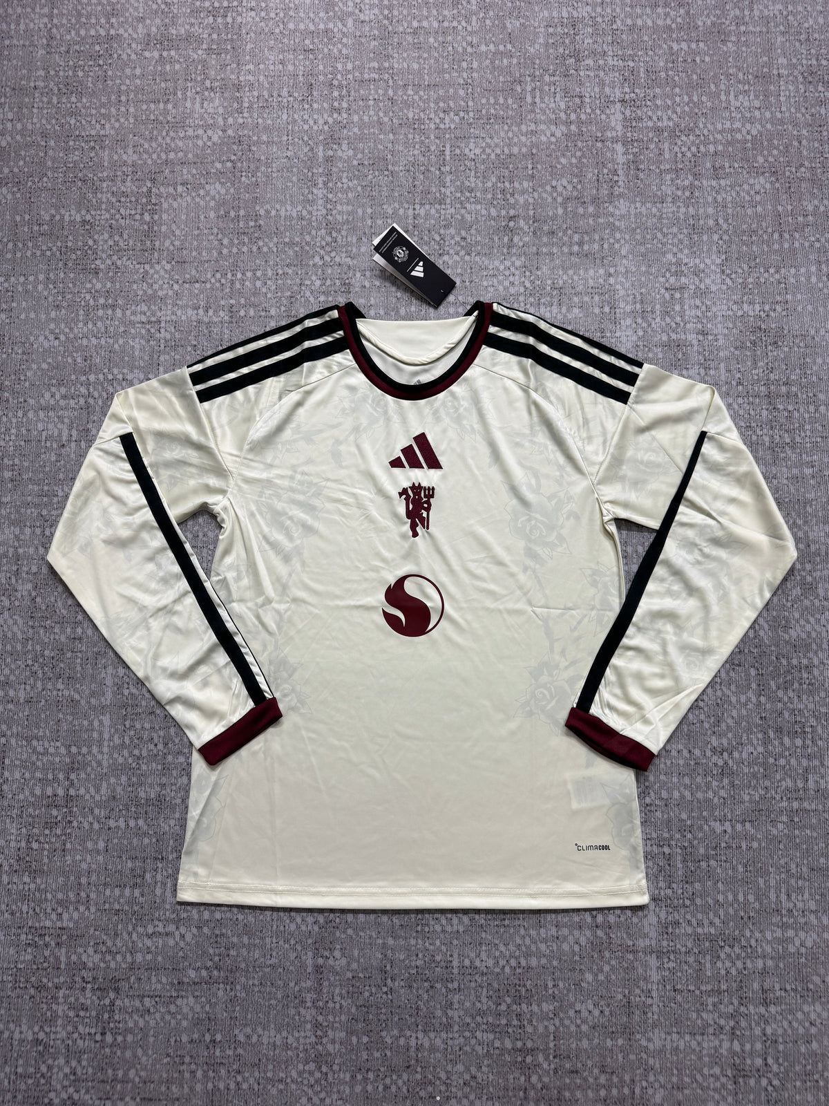 Manchester United 2026/27 Third Long-Sleeve Shirt — Fan Version — photo 2