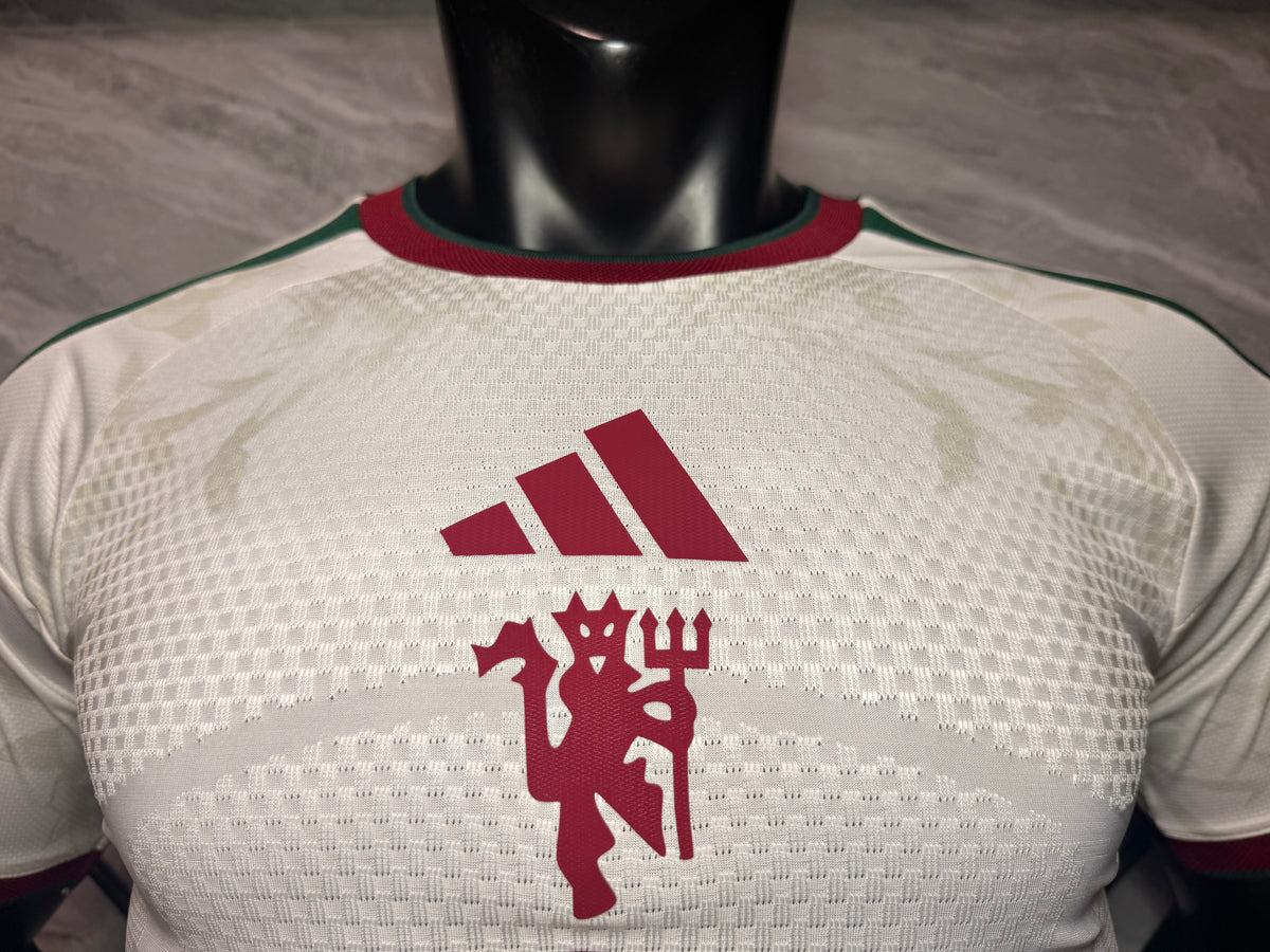 Manchester United 2026/27 White Away Shirt — Player Version — photo 2