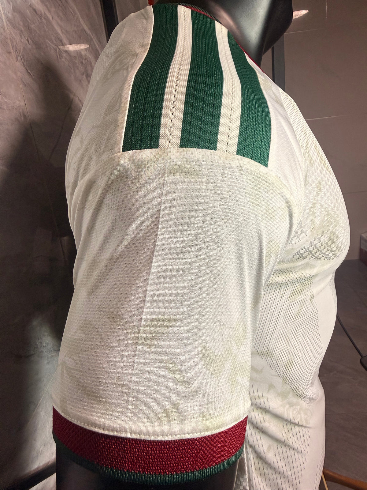 Manchester United 2026/27 White Away Shirt — Player Version — photo 7