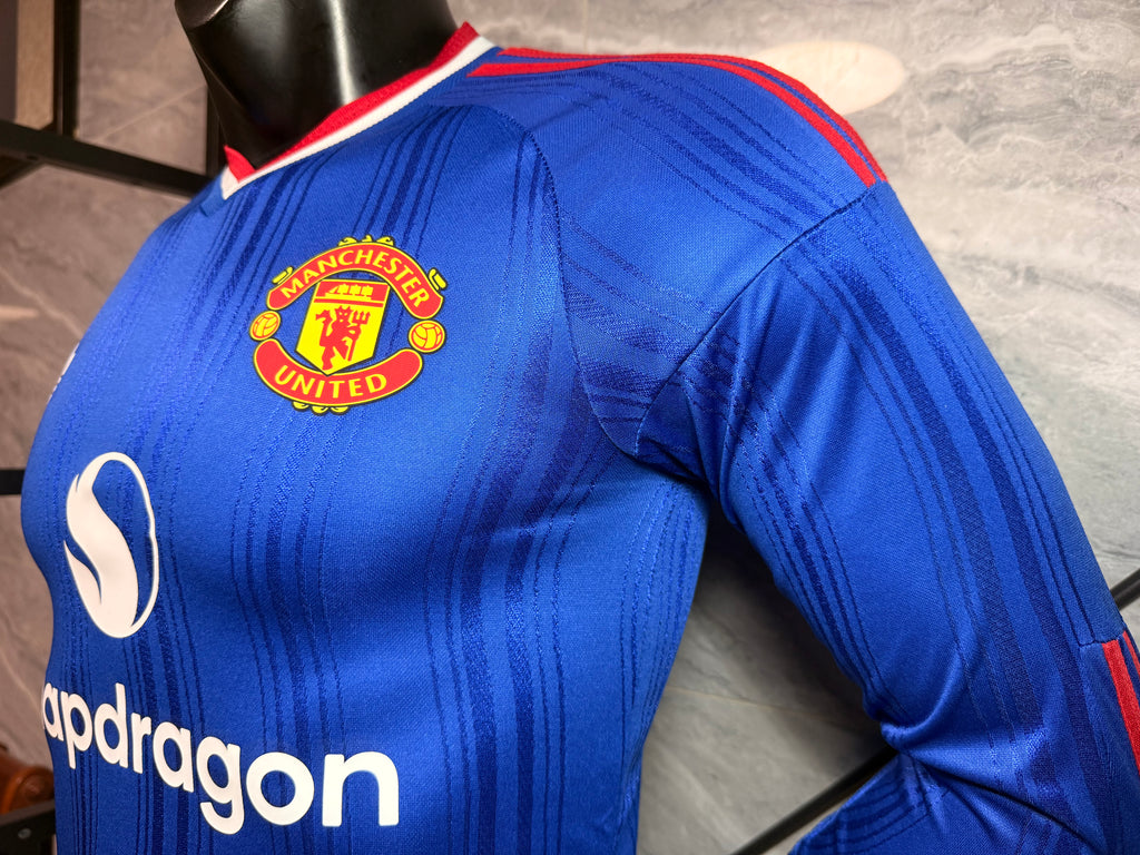 Manchester United 2026/27 Away Long-Sleeve Shirt — Player Version — photo 6