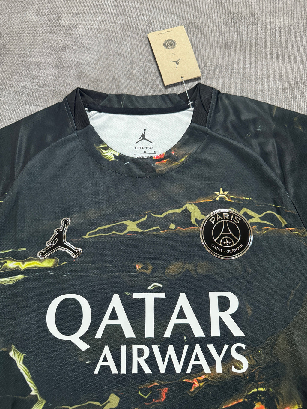 Paris Saint-Germain 2025/26 Dark-Night Star Shirt — Fan Version — photo 1
