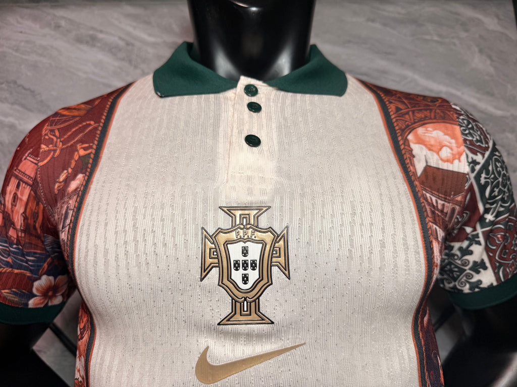 Portugal 2026/27 Cream Cultural Graphic Special Shirt — Player Version — photo 2