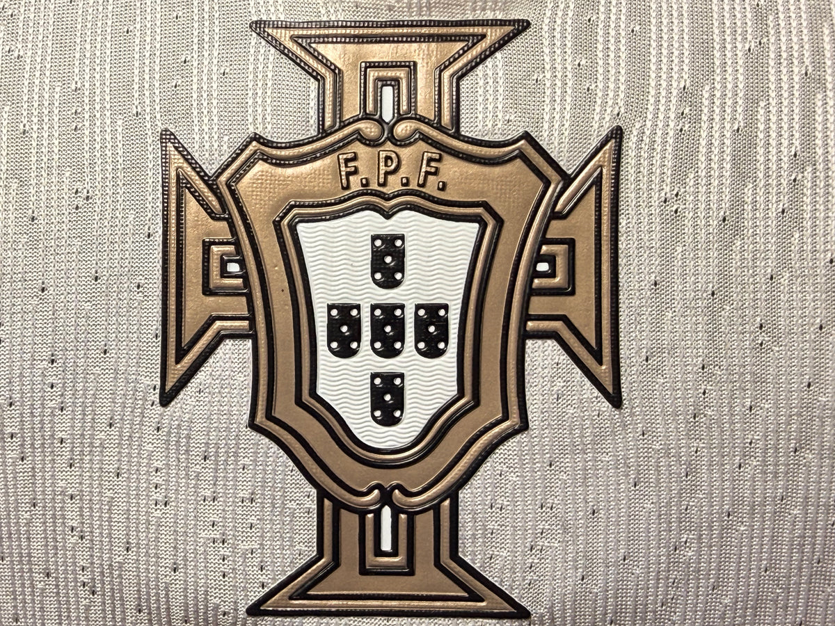 Portugal 2026/27 Cream Cultural Graphic Special Shirt — Player Version — photo 4