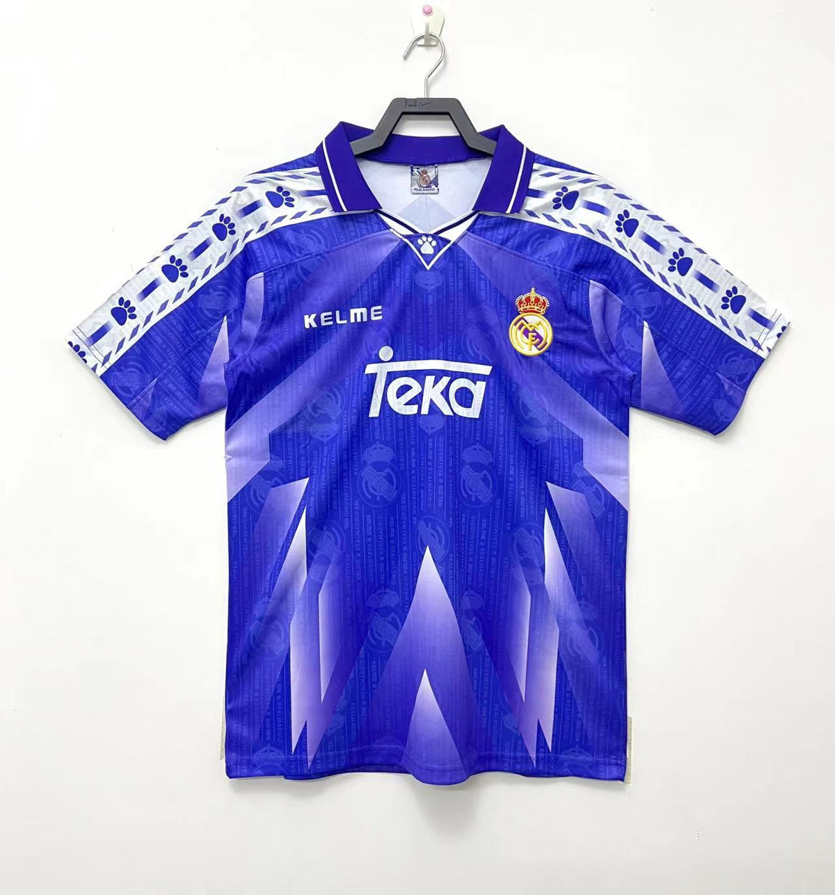 Real Madrid 1996/97 Away Shirt — Retro Version — photo 1
