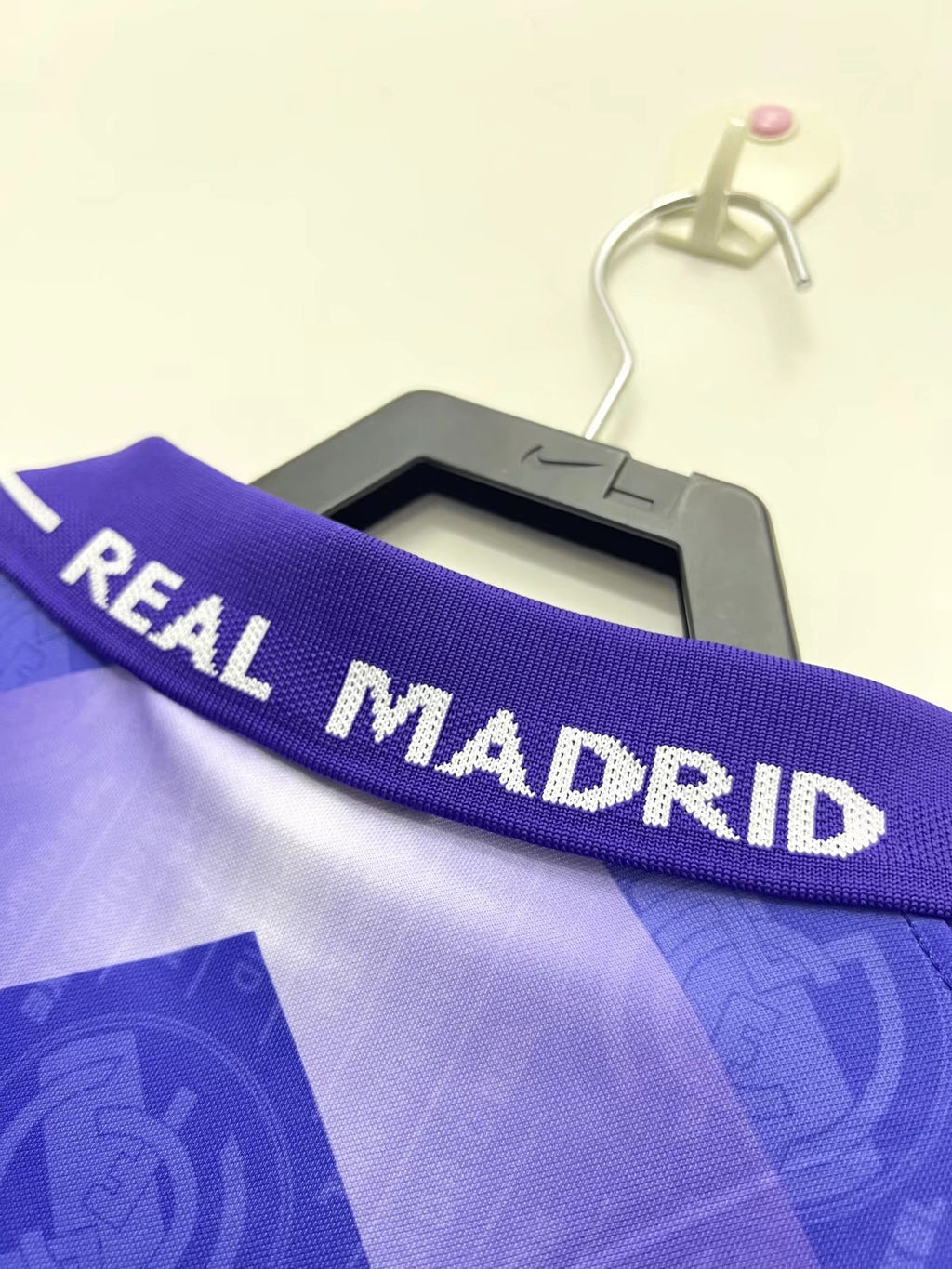 Real Madrid 1996/97 Away Shirt — Retro Version — photo 3