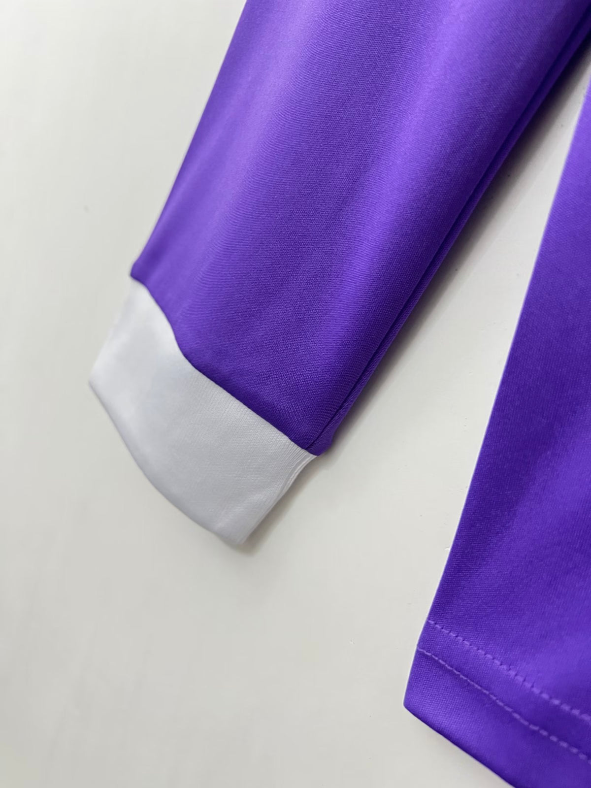 Real Madrid 2016/17 Away Long-Sleeve Shirt — Retro Version — photo 2