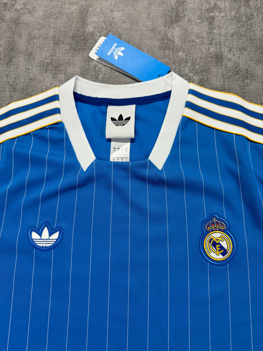 Real Madrid 2025/26 Blue Pinstripe Lifestyle Shirt — photo 1