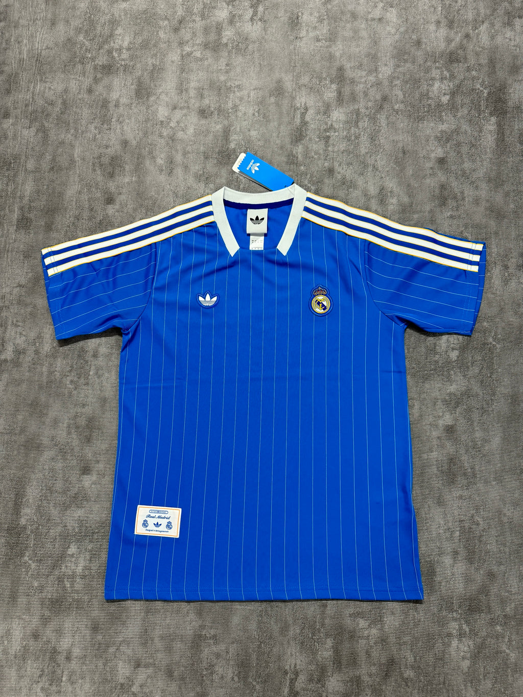 Real Madrid 2025/26 Blue Pinstripe Lifestyle Shirt — photo 2