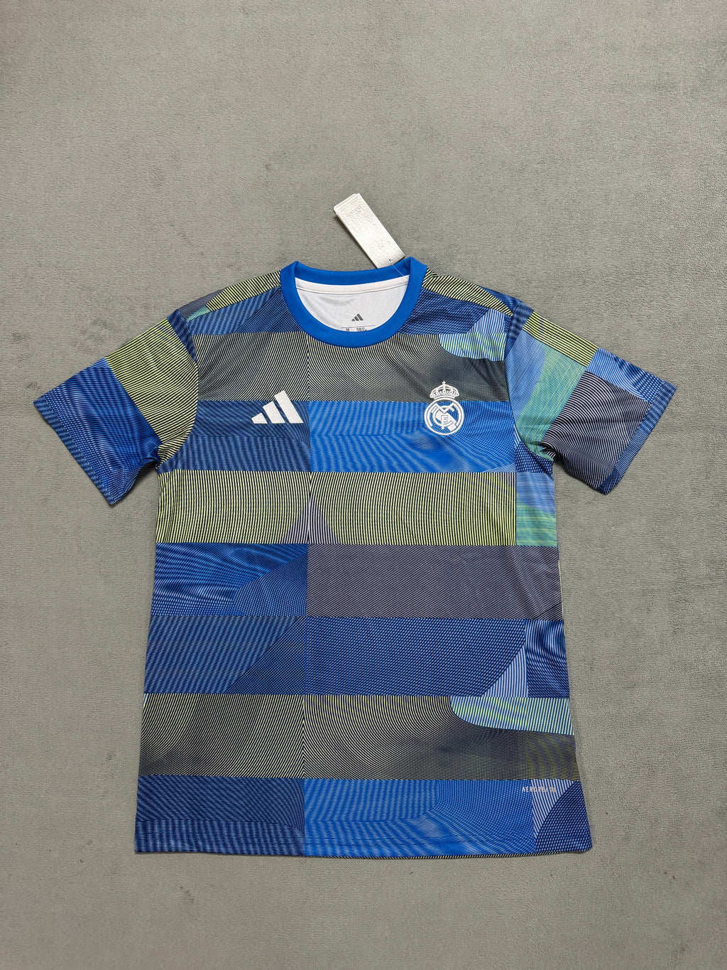 Real Madrid 2025/26 Blue Training Shirt — photo 1