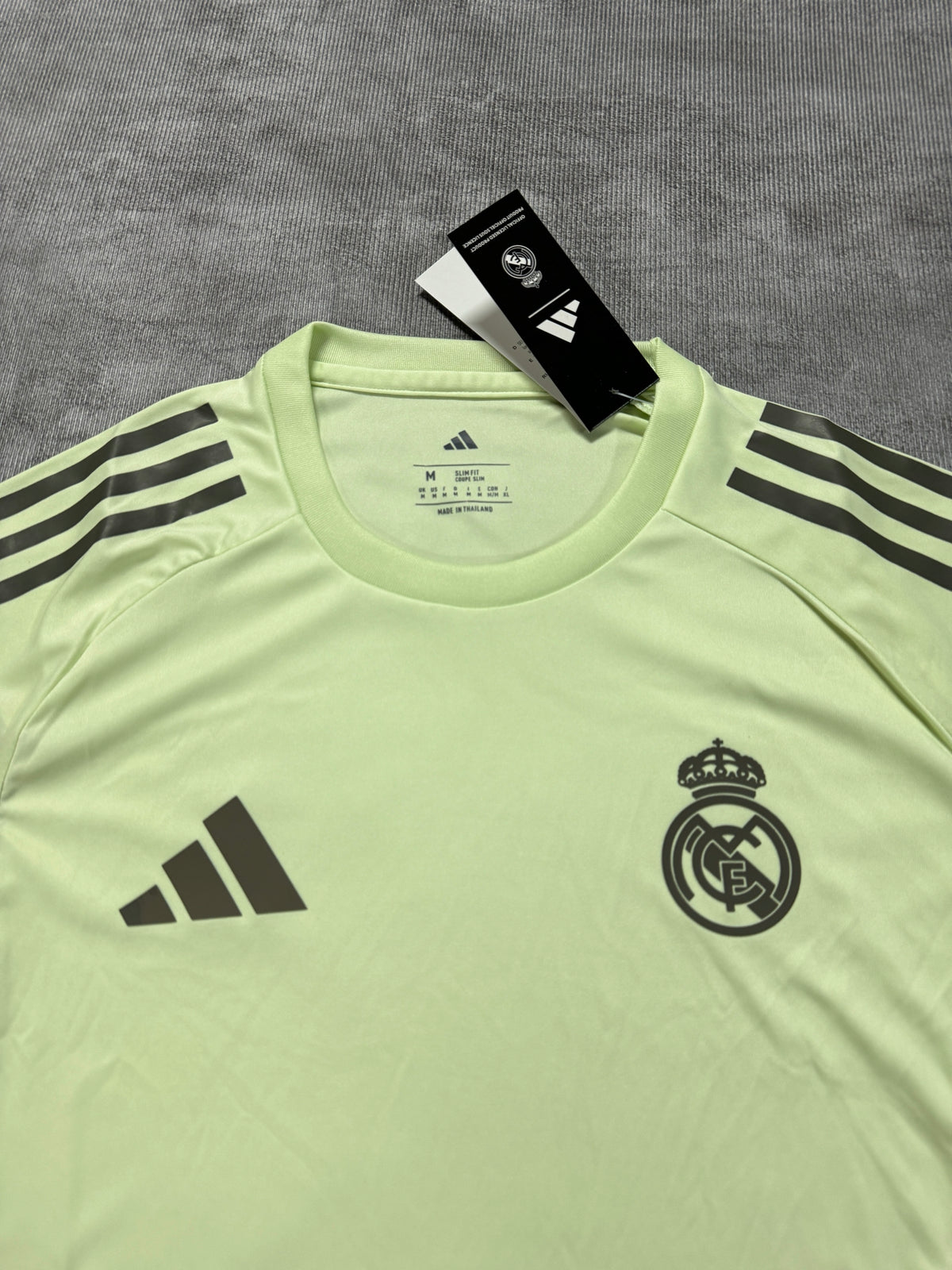 Real Madrid 2025/26 Light Green Training Shirt — photo 1