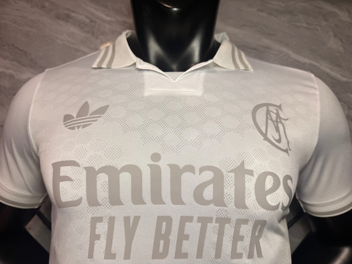 Real Madrid 2026/27 125th Anniversary White Shirt — Player Version — photo 5