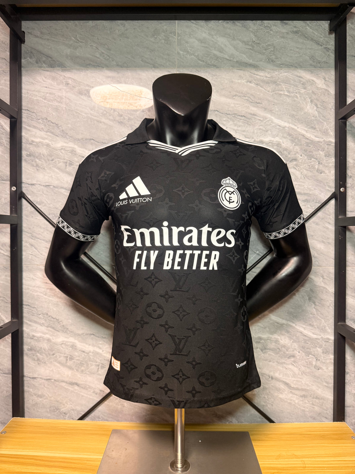 Real Madrid 2026/27 Black Monogram Special Edition Shirt — Player Version — photo 3