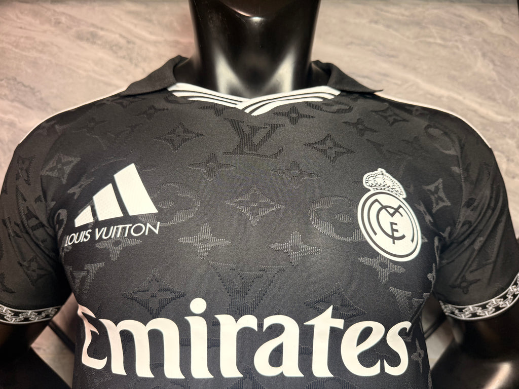 Real Madrid 2026/27 Black Monogram Special Edition Shirt — Player Version — photo 5