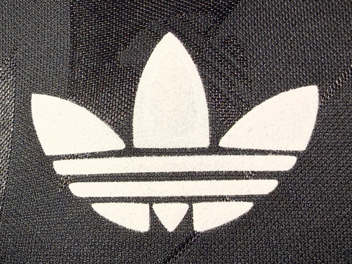 Real Madrid 2026/27 Black Retro Shirt — Player Version — photo 6