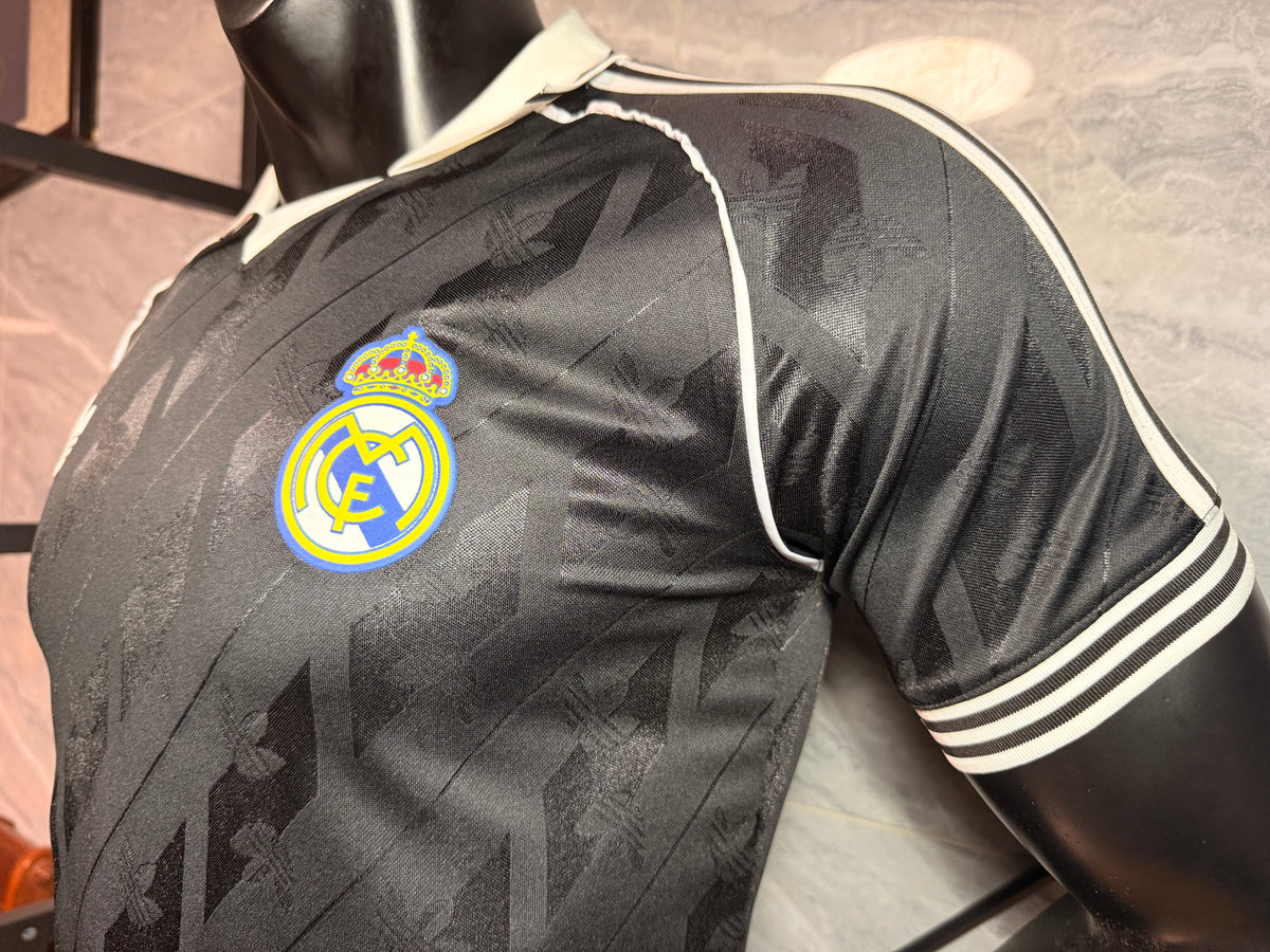 Real Madrid 2026/27 Black Retro Shirt — Player Version — photo 9