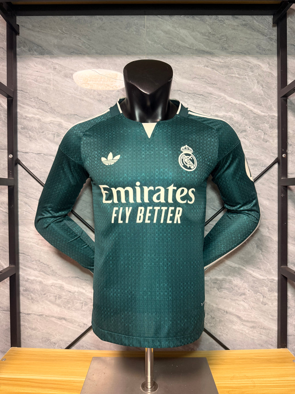 Real Madrid 2026/27 Green Away Long-Sleeve Shirt — Player Version — photo 1