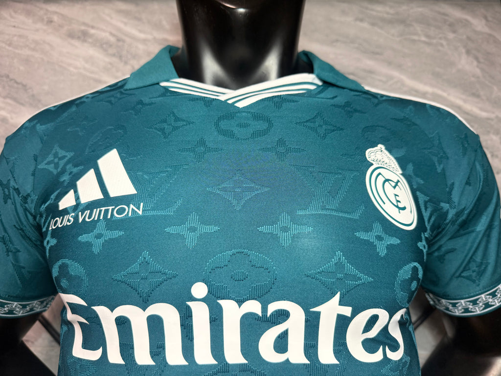Real Madrid 2026/27 Green Monogram Special Edition Shirt — Player Version — photo 5