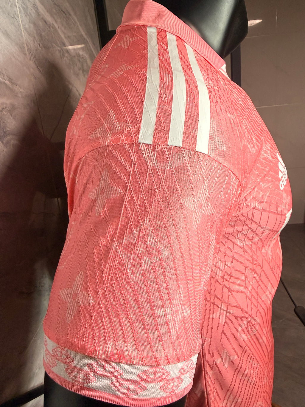 Real Madrid 2026/27 Pink Monogram Special Edition Shirt — Player Version — photo 10