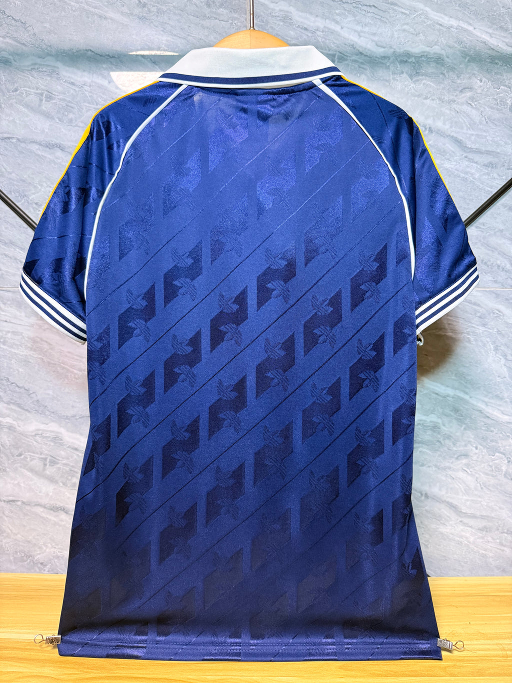 Real Madrid 2026/27 Royal Blue Retro Shirt — Player Version — photo 2