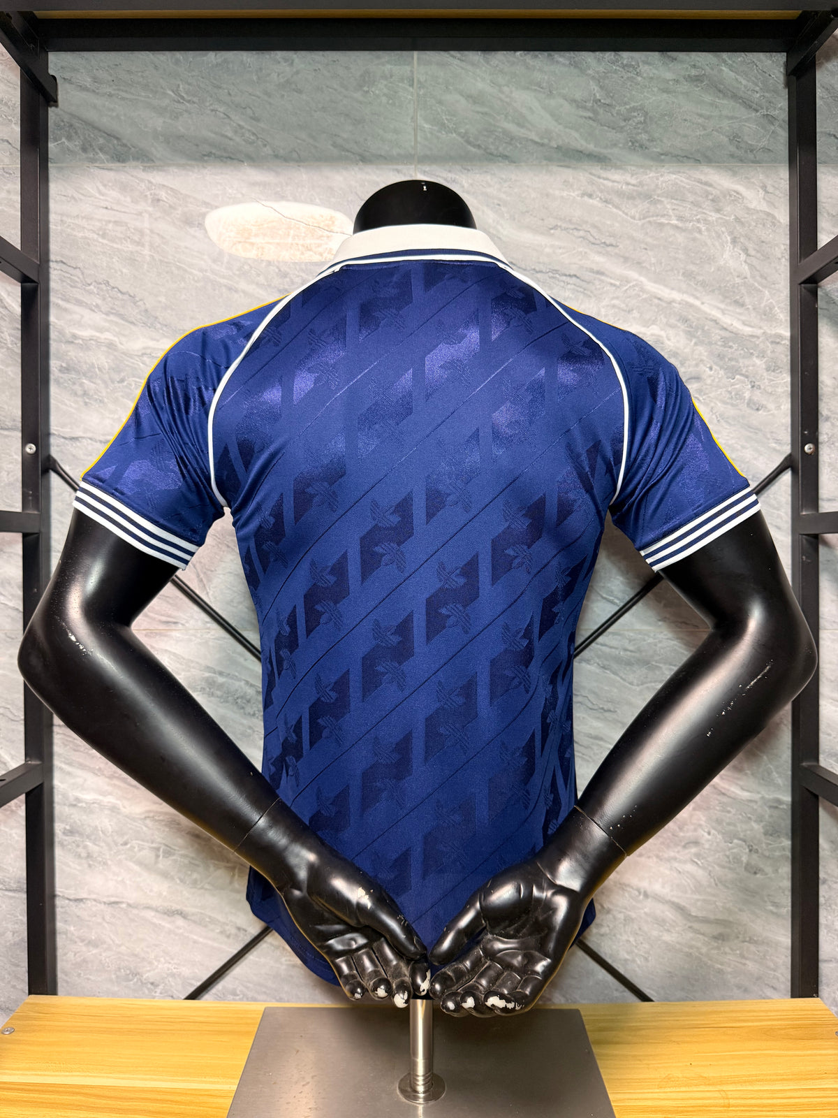 Real Madrid 2026/27 Royal Blue Retro Shirt — Player Version — photo 4