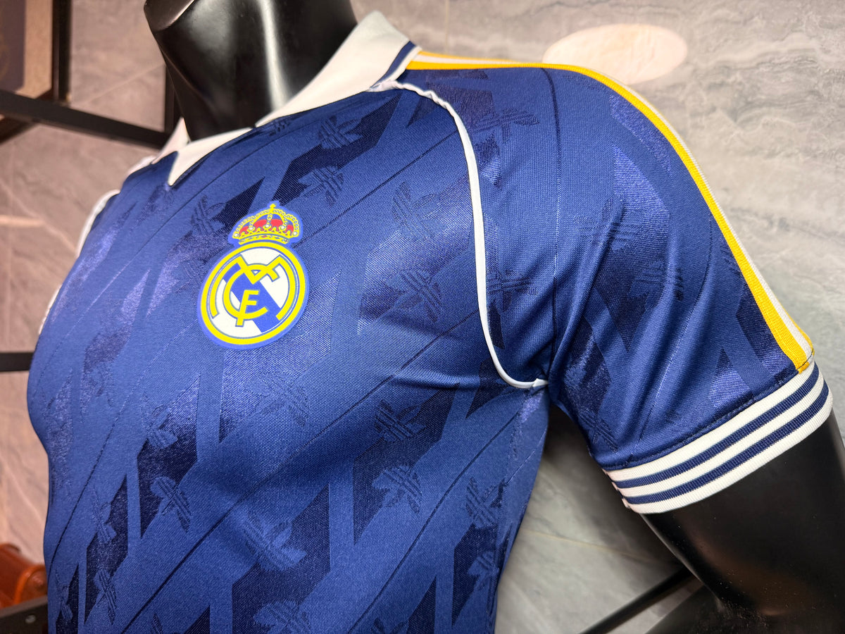 Real Madrid 2026/27 Royal Blue Retro Shirt — Player Version — photo 9