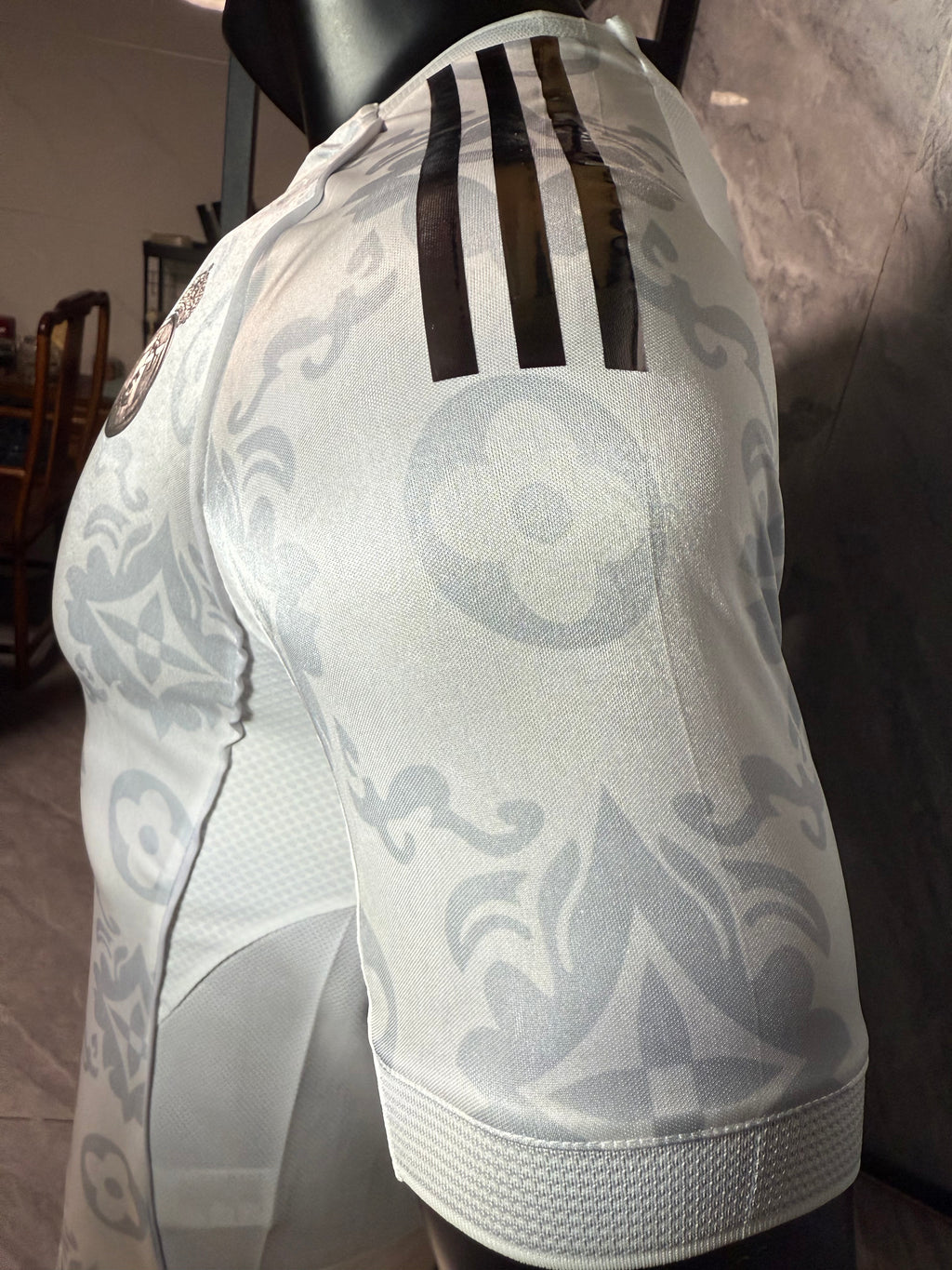 Real Madrid 2026/27 White Floral Shirt — Player Version — photo 13