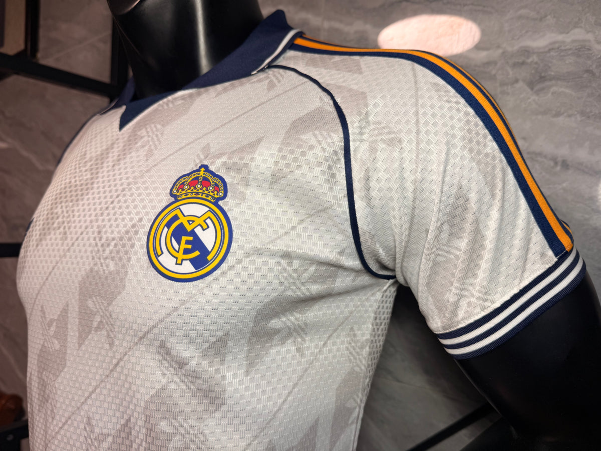 Real Madrid 2026/27 White and Grey Retro Shirt — Player Version — photo 9