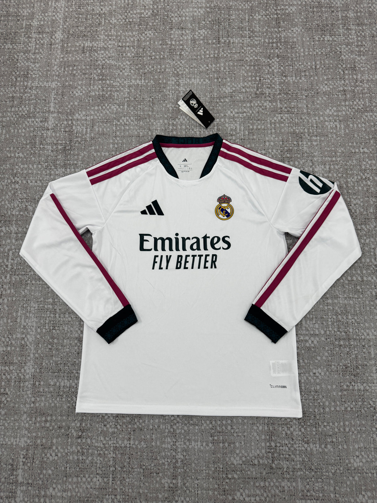 Real Madrid 2026/27 White Home Long-Sleeve Shirt — Fan Version — photo 2