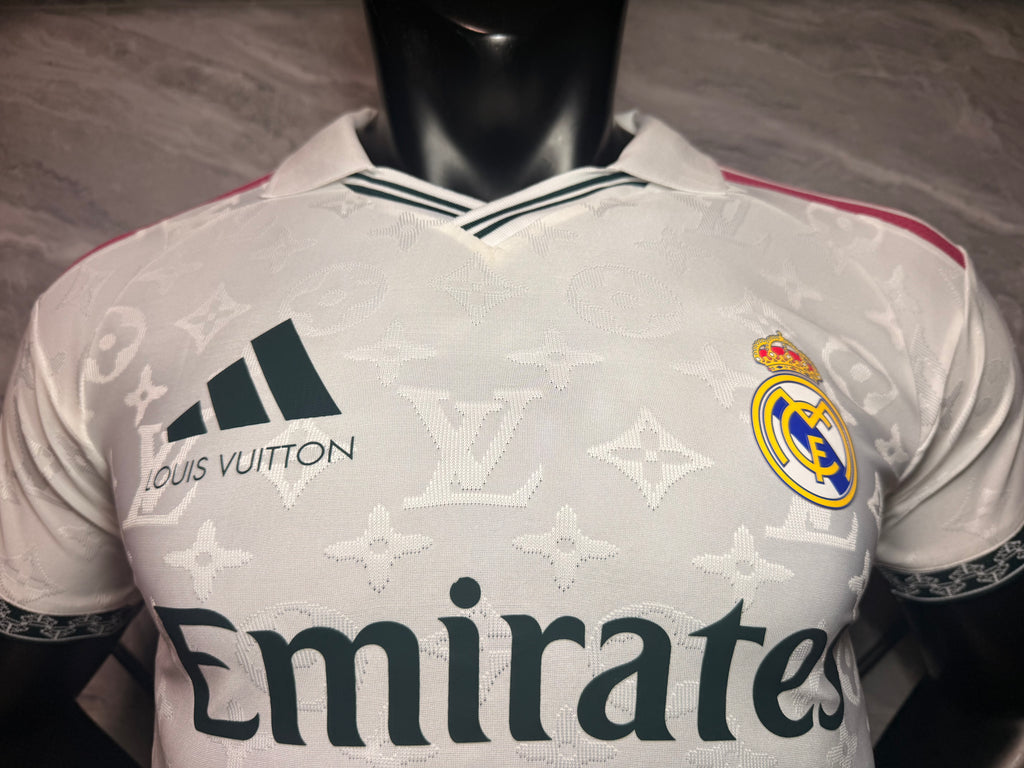 Real Madrid 2026/27 White Monogram Special Edition Shirt — Player Version — photo 5