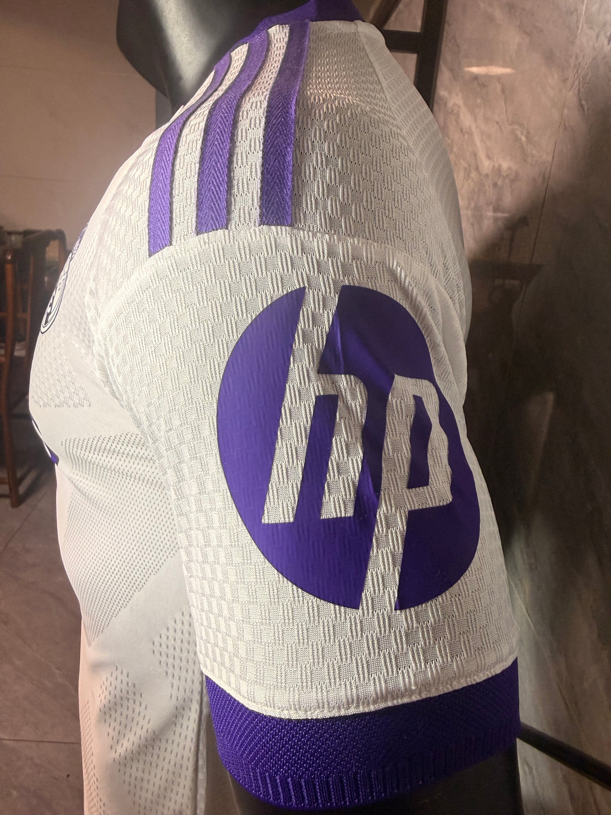 Real Madrid 2026/27 White and Purple Away Shirt — Player Version — photo 11