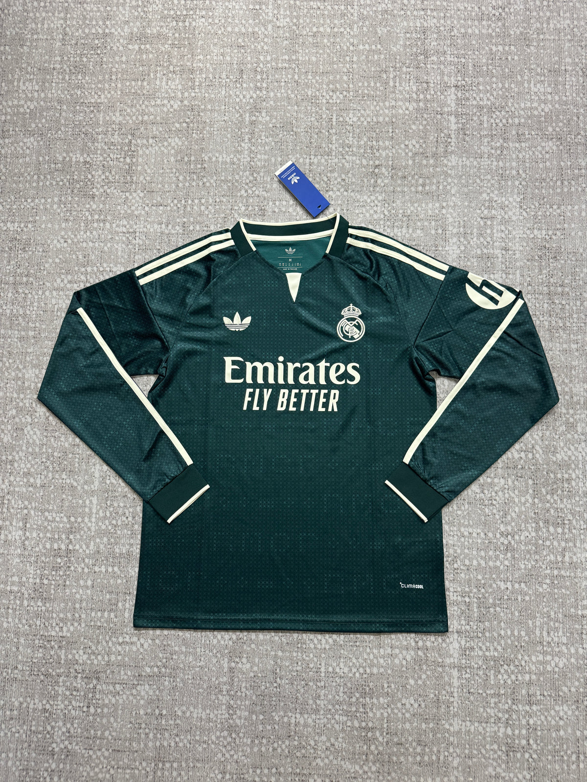 Real Madrid 2026/27 Away Long-Sleeve Shirt — Fan Version — photo 1