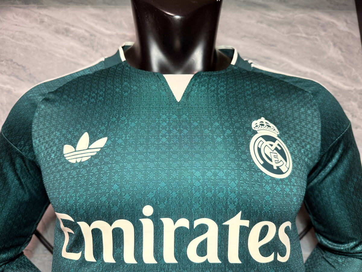 Real Madrid 2026/27 Away Long-Sleeve Shirt — Player Version — photo 2