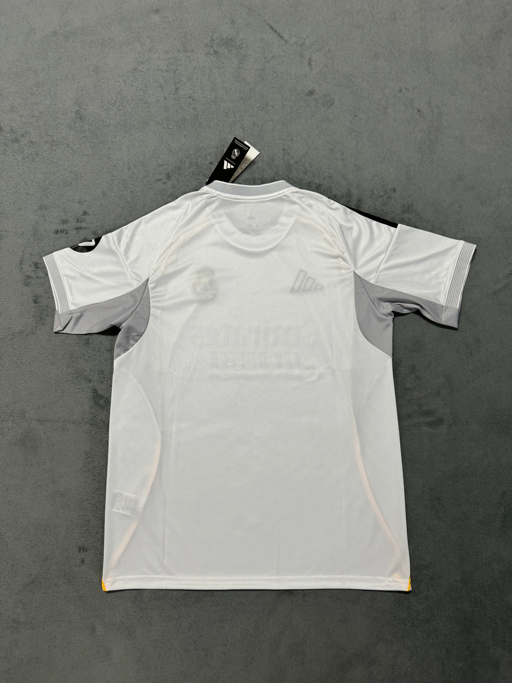 Real Madrid Home Shirt — White and Yellow Fan Version — photo 2