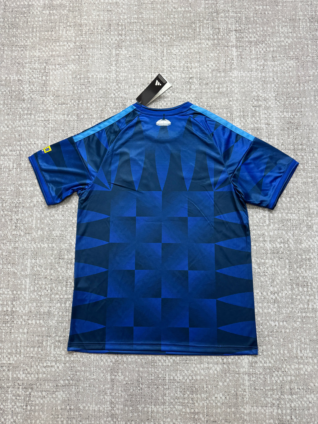 Schalke 04 2026/27 Home Shirt — Fan Version — photo 2