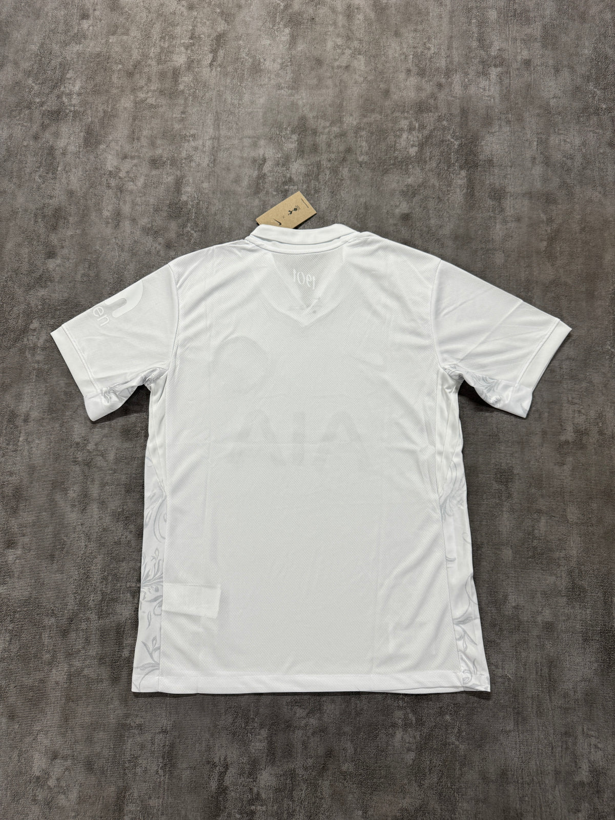 Tottenham Hotspur 2025/26 125th Anniversary Shirt — Fan Version — photo 2