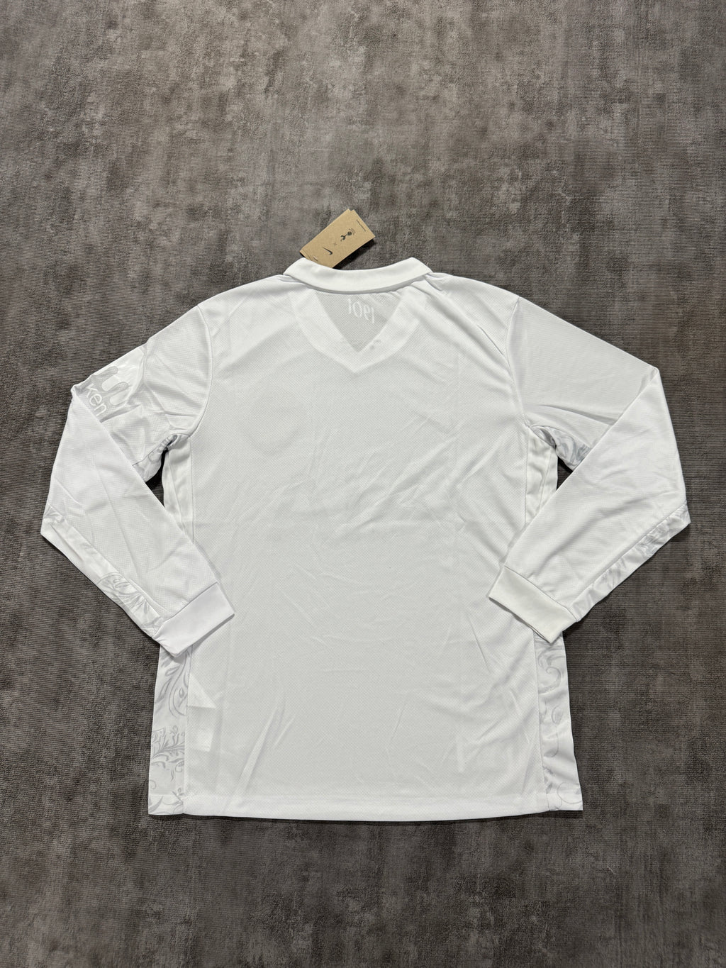 Tottenham Hotspur 2025/26 125th Anniversary Long-Sleeve Shirt — Fan Version — photo 2
