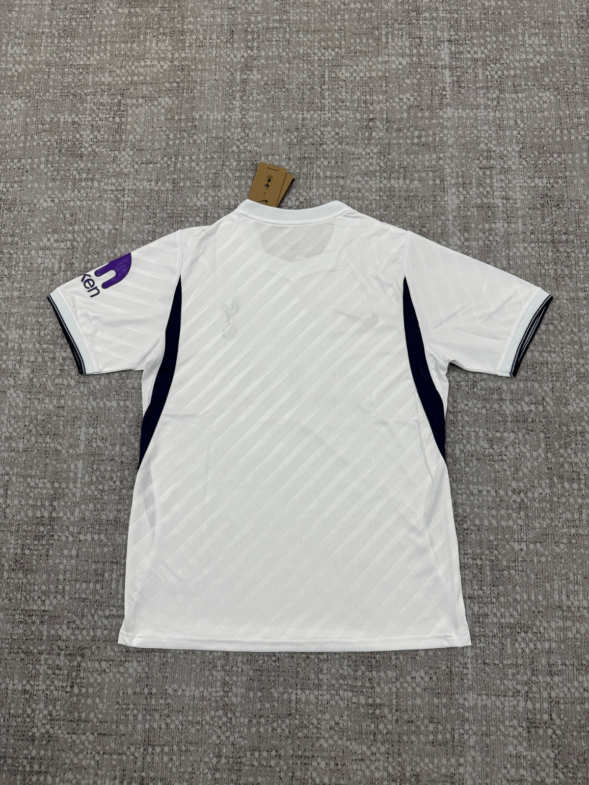 Tottenham Hotspur 2026/27 Home Shirt — Fan Version — photo 2