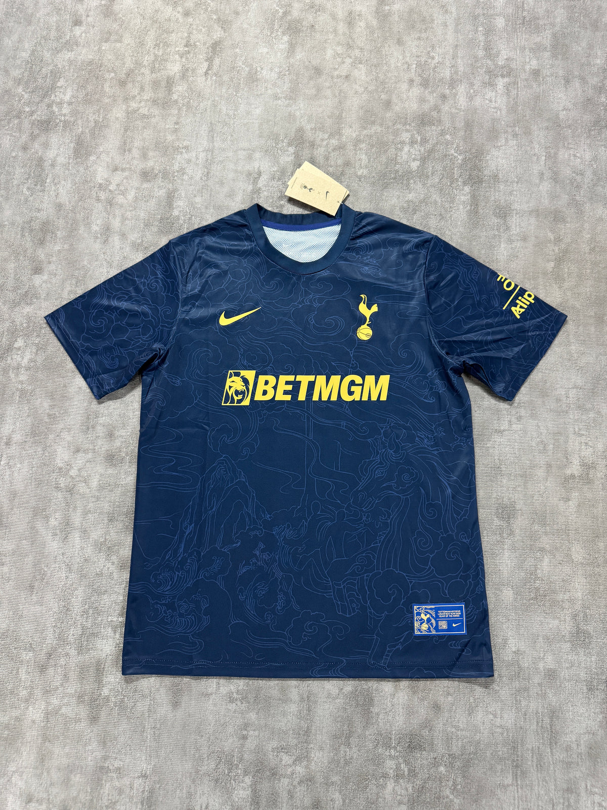 Tottenham Hotspur 2026/27 Navy Pre-Match Shirt — photo 1