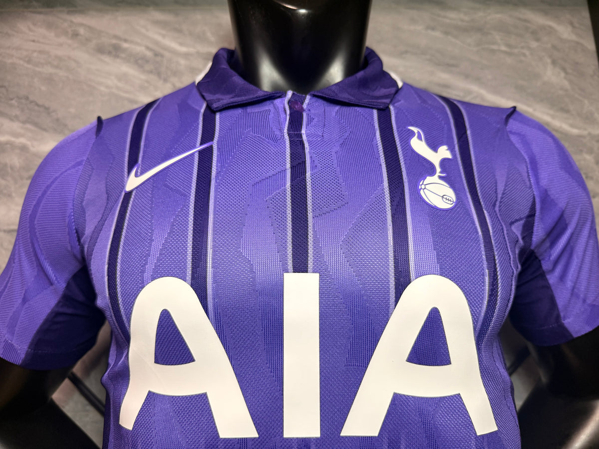 Tottenham Hotspur 2026/27 Purple Third Shirt — Player Version — photo 2