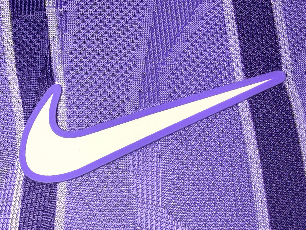 Tottenham Hotspur 2026/27 Purple Third Shirt — Player Version — photo 3